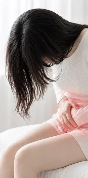 반복되는 여성질환 치료 일러스트